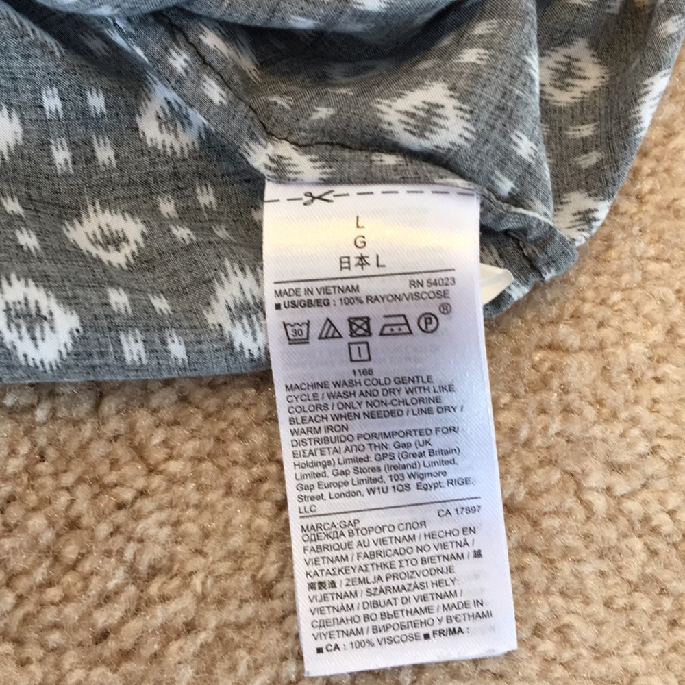 GAP Ruffle Cami - Picture 4 of 5